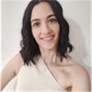 Profesora con titulación universitaria y experiencia en la docencia desde hace más de 10 años, imparte clases de refuerzo escolar