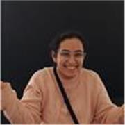 I am a design student with a passion for photography. I would love to share my knowledge about photography