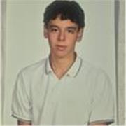 Estudiante con buenas notas y especializado en matemáticas 