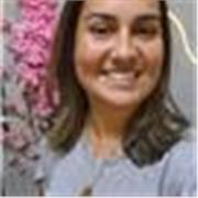 Professora de Libras, com experiência na área da educação há mais de 10 anosll