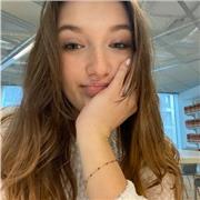 Étudiante en droit- cours pour collège et lycée