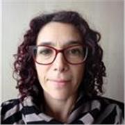 Amante de los idiomas que quiere transmitir sus conocimientos o echar una mano a aquellos que les cueste aprender otras lenguas.