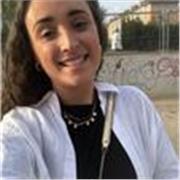 Maestra de Educación Primaria y Pedagogía Terapéutica imparte clases de apoyo para alumnado de Educación Primaria