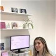 Profesora didáctica que acompaña a futuros profesionales en el rubro