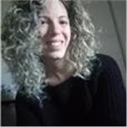 Ragazza laureata in Lettere Classiche (laurea magistrale) con votazione di 110/110 con lode impartisce lezioni di italiano, storia, geografia, latino e greco a ragazzi di scuole medie e superiori