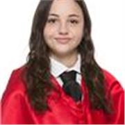 me defino una chica super responsable , me encanta enseñar y los niños pequeños , aprendo muy rápido. 