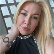 Dinámica 
Alegre 
Con dotes de comunicación