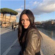 Sono una studentessa universitaria di Biologia. Sono paziente e disponibile. Posso dare ripetizioni di tutte le materie