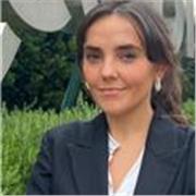 Profesora de Matemáticas desde primaria hasta bachiller y además con conocimientos en economía y finanzas. 