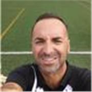 Profesor con maxima titulacion UEFA y experiencia internacional.
