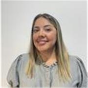 Maestra graduada en Educación Infantil, también puedo dar clases de Primaria. Terminando los estudios del máster de NEE y AT