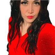 Profesora de danza urbana a diferentes edades y niveles