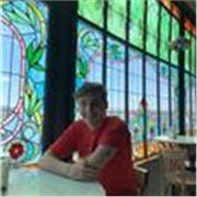 Alumno de ultimo año en el doble grado de ingeniería informática y estadística de la USAL. Profesor de extraescolares de robótica