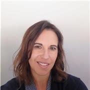 I specialise in supporting students through Commerce modules and research projects while landing their dream role.