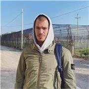 22 anni, laureato in psicologia ( triennale ) e attualmente studente magistrale di neuropsicologia. Lezioni online o in presenza a seconda della disponibilità