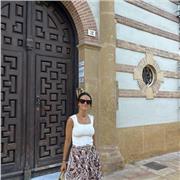 Graduada en Farmacia dispuesta a dar clases a alumnos de primaria de las materias: matemáticas, química, biología o inglés.