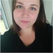 Sono una docente della scuola secondaria di primo grado. Sono laureata in Biologia della nutrizione e in Scienze dell'Alimentazione e Salute impartisco lezioni in presenza e online in tutte le materie