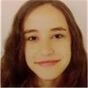 Profesora de refuerzo escolar para estudiantes de la ESO