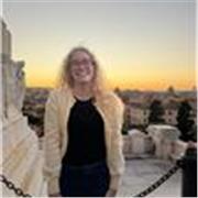 Profesora de ingles apto para primaria y secudnaria. También profesora de primaria para cualquier asignatura.