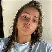 Studentessa di un istituto tecnico offre ripetizioni per letteratura italiana fino alla 4 superiore