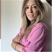 Professionista con esperienza aiuta nel career coaching e nell'inserimento nel mondo del lavoro