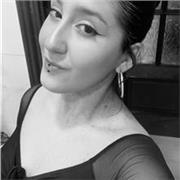 Profesora de primaria y ESO de inglés con clases dinámicas y eficientes.