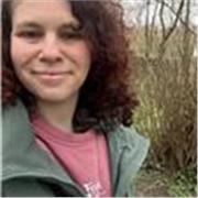 Englisch-Tutorin, zusammen üben wir Englisch sprechen und schreiben