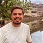 Profesor de Matemáticas con licenciatura en Matemáticas, ofrezco clases de Mates, Física y Química a todos los niveles.
