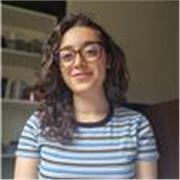 Studentessa CTF offre lezioni di chimica, biologia, matematica e fisica