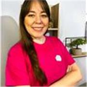 Profesora de informática, redes sociales, RRHH con 10 años de experiencia ofrece clases particulares para niños y adultos mayores.