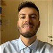 Insegnante alla scuola primaria. Laureato magistrale in Scienze della Formazione Primaria