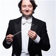 Tätig als Berufsdirigent, Blechblasdozent, Komponist, Künstpfeifer und Pianist