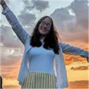 French tutor with experience offering languages lessons to both teenagers and adults in Glasgow