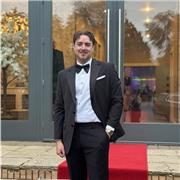 Im an easy going individual and i would love to aim my lessons at students wishing to learn more about English to break barriers