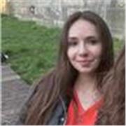 Étudiante française et portugaise, diplômé en Langues étrangères appliquées.