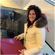 I give private Italian lessons. I am Italian and I have experience in teaching