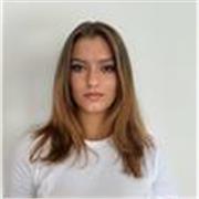 Diplomata al liceo scientifico, studio matematica all'Università di Torino, offro ripetizioni online a studenti delle superiori.