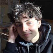 Estudiante de 2ndo de Bachillerato artístico imparte clases a niños de 10 a 16 años de: dibujo artístico, ciencias naturales y catalán