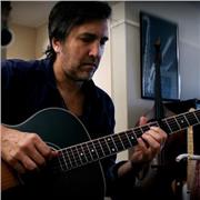 Would you like online guitar lessons that are tailored to your music interest?