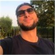 Cours particulier tout âges tout niveaux Bilingue français / anglais, diplômé d’un master en droit international 
