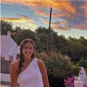 Profesora particular para ayudar a niños y adolescentes en diferentes asignaturas