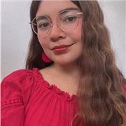 Profesora de biología con amplia experiencia en educación ambiental