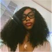 Experienced English Tutor Helping Students Improve Fluency and Confidence