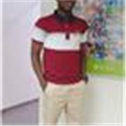 Mein Name ist Fabrice und ich komme aus der Elfenbeinküste. Ich habe Germanistik studiert und Französisch ist meine Muttersprache