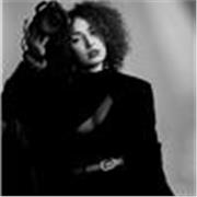 I give private lessons catered to your needs
