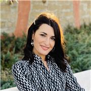 La lingua spagnola ti ha sempre affascinato? Hai bisogno di esercitarti e fare pratica con un insegnante privato? Contattami e dopo aver discusso delle tue necessità e aver stabilito un programma ad hoc sulle tue esigenze, vedrai che lo spagnolo non avrà