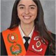 Graduada en Derecho y ADE, enseño matemáticas con entusiasmo a alumnos desde los 4 años hasta 2º de Bachillerato. 