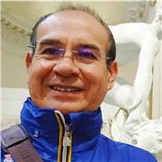 Cours d'espagnol tous niveaux à Bordeaux et la CUB. Je suis un professeur expérimenté et natif. Ma pédagogie est personnalisé et ludique. Les frais de déplacement sont inclus dans le tarif horaire