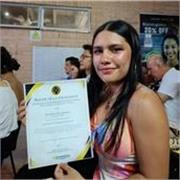 Estudiante de último semestre de Comunicación, con habilidades para apoyo en español