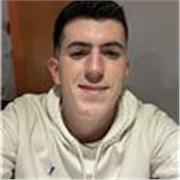 Conmigo, la historia cobra vida. Soy periodista graduado, apasionado por contar las historias reales que marcaron a la humanidad.